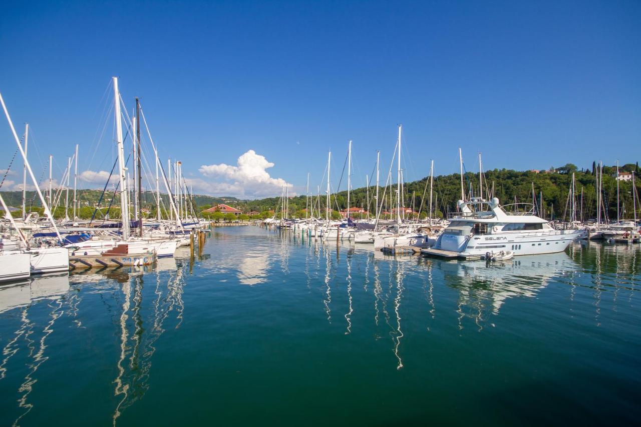 Hotel Stella Blue Floating House Portoroz Exterior foto