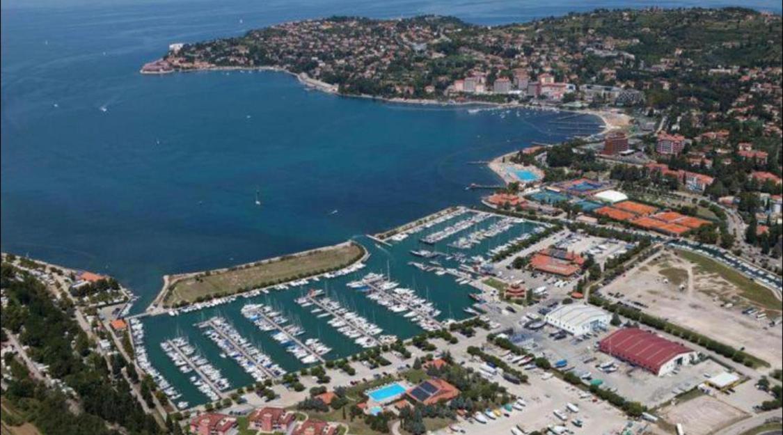 Hotel Stella Blue Floating House Portoroz Exterior foto