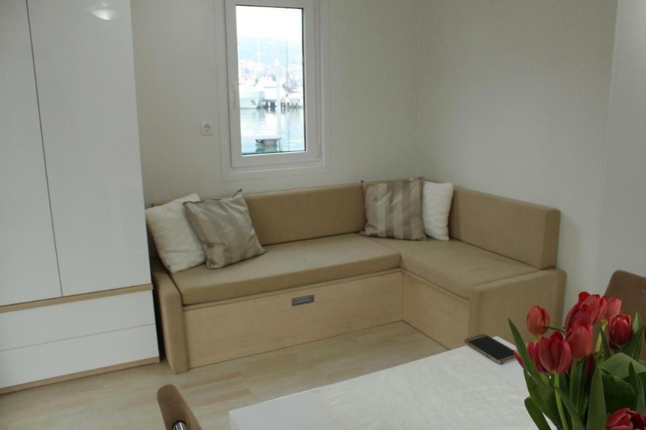 Hotel Stella Blue Floating House Portoroz Exterior foto